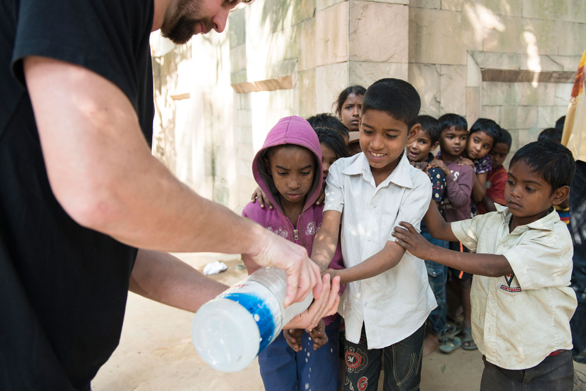Thrive-Children-Food-distribution---12.01.2015-5