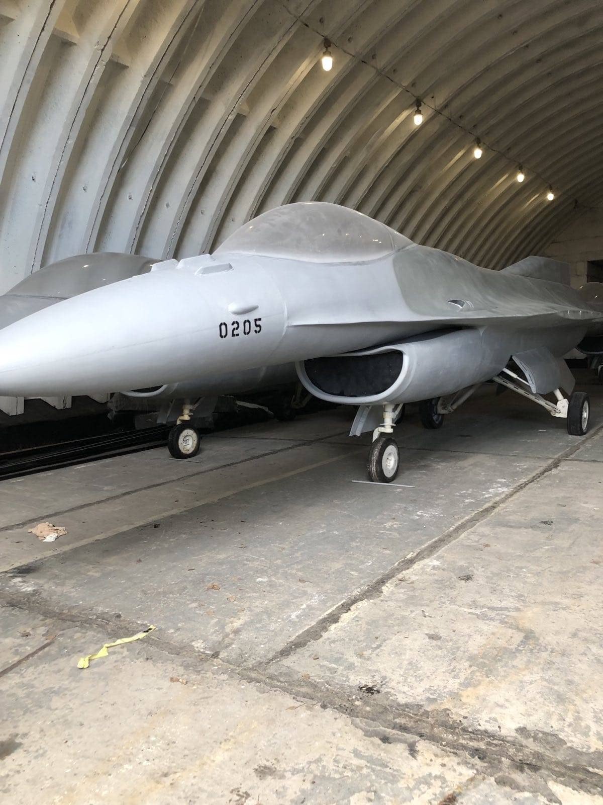 AIRCRAFT_F16_2
