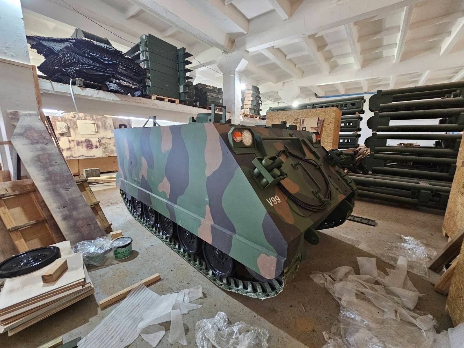 VEHICLE_M113_01